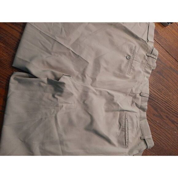 Mens 33x30 David Leadbetter Golf Apparel by Joseph A Banks Khaki Tan Pants - Picture 5 of 5